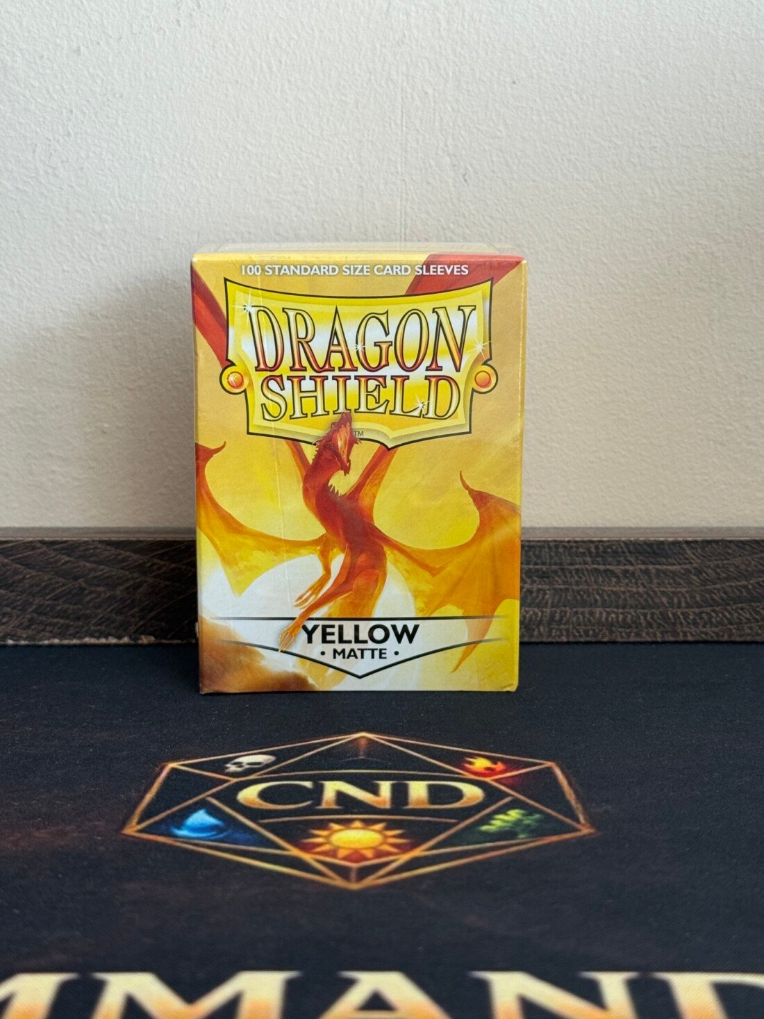 Dragon Shield Matte Yellow 100 fundas amarillas para Commander y Magic