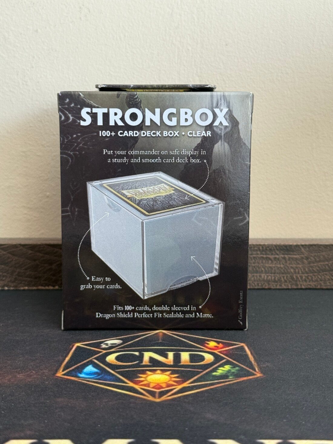 Dragon Shield Strongbox 100+ Transparente deck box para Commander
