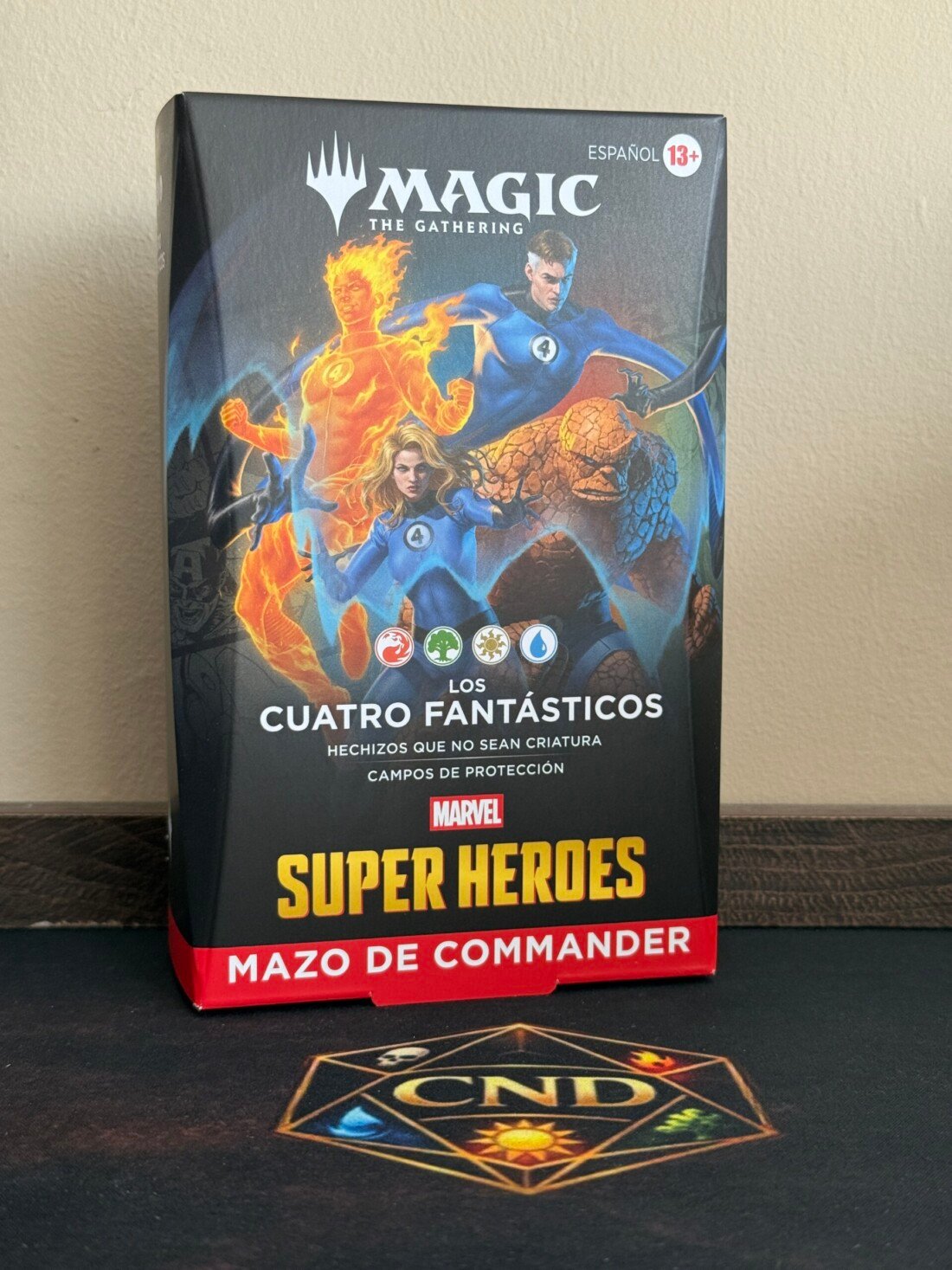 Los Cuatro Fantásticos precon Commander Marvel en español sellado