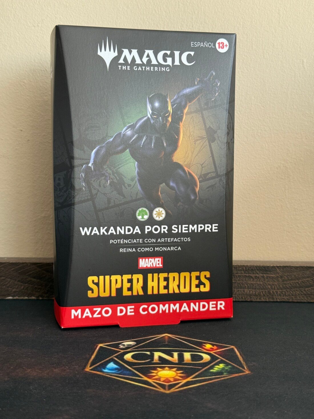 Wakanda por siempre precon Commander Marvel en español sellado