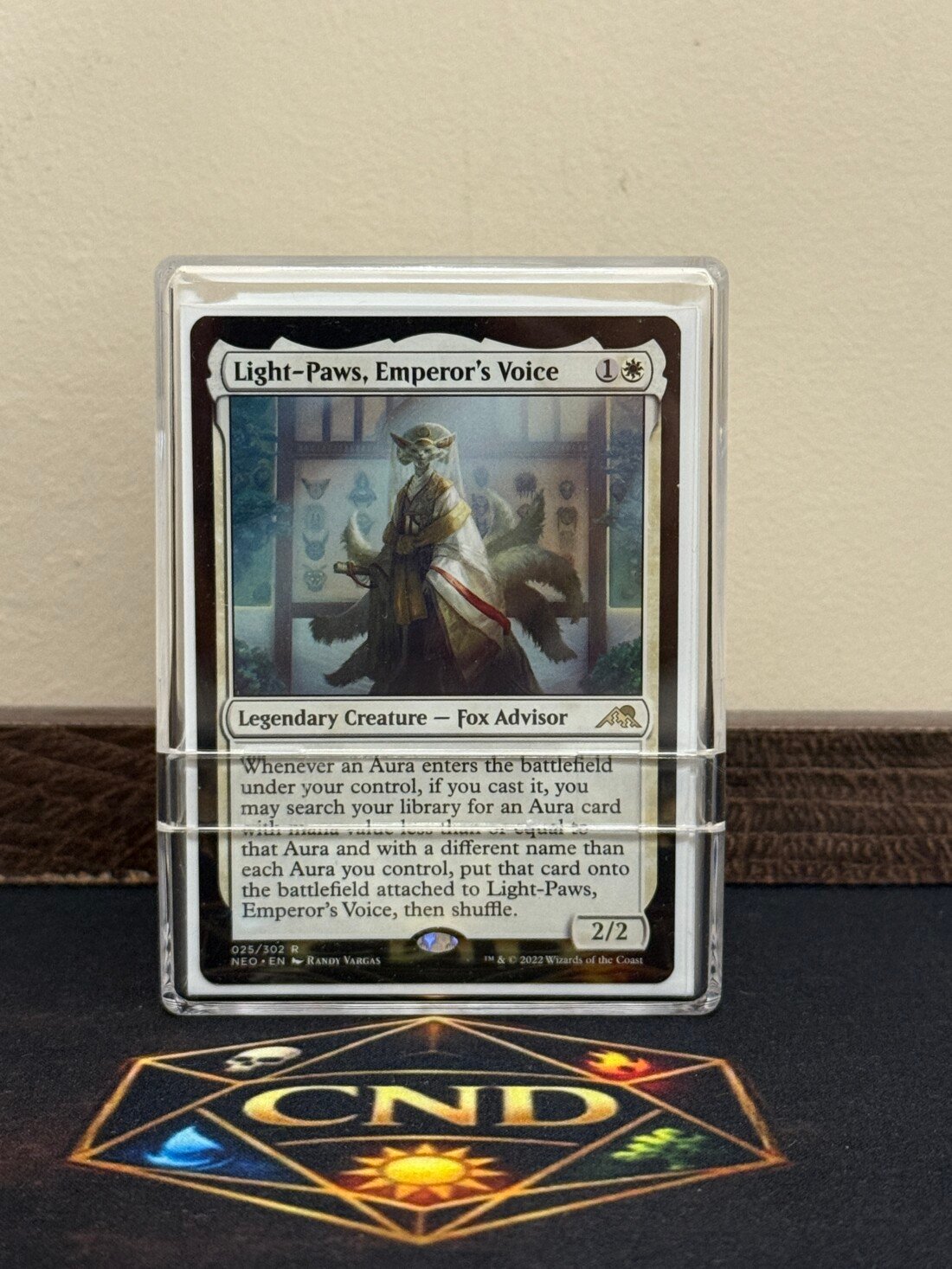 Light-Paws mazo Commander B3 monoblanco Voltron de Auras y daño de comandante