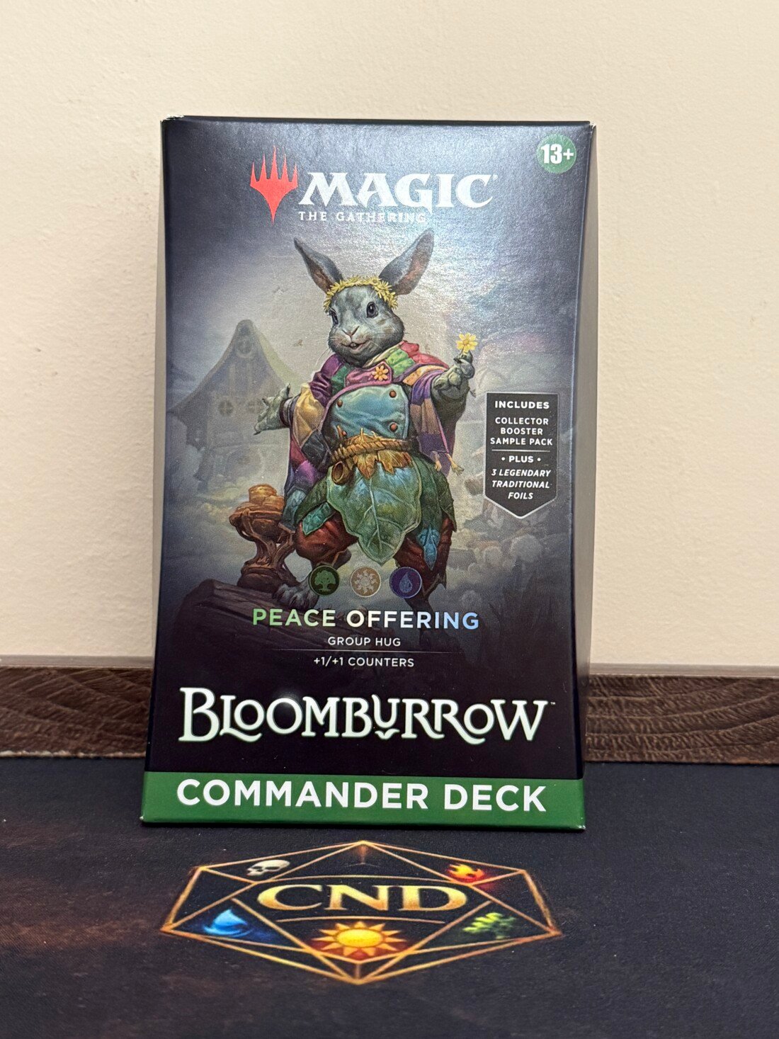 Peace Offering mazo Commander Bloomburrow en inglés con Ms. Bumbleflower, producto oficial nuevo y sellado